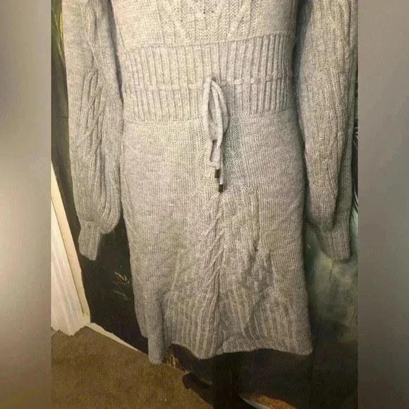 Grey Sweater Dress open back size small - Picture 4 of 16